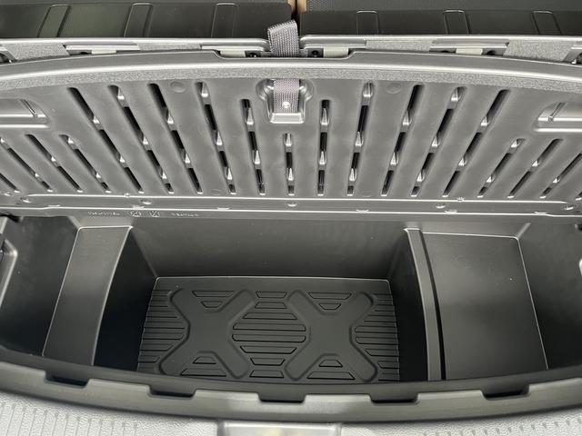 車両画像18