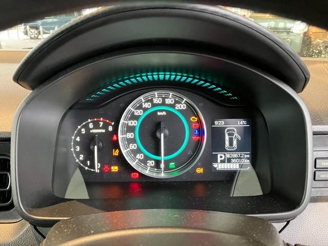 車両画像16