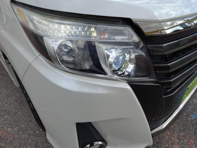 車両画像23