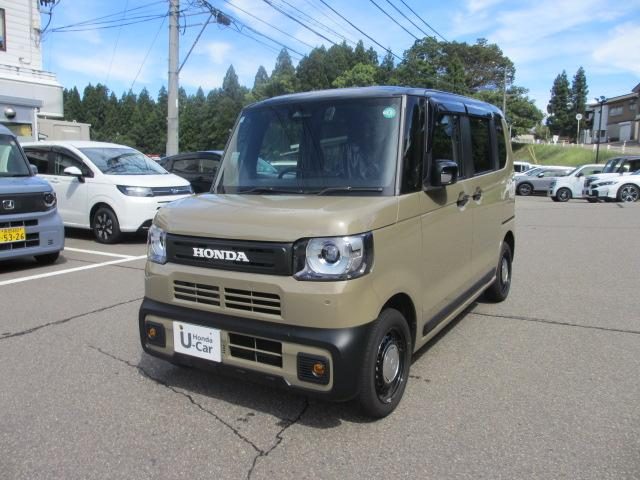 Ｎ　ＢＯＸ　ジョイ　４ＷＤ　２トーン