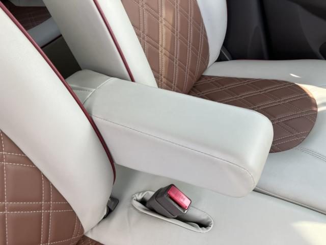 車両画像24