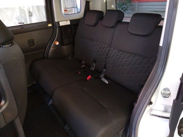 車両画像11