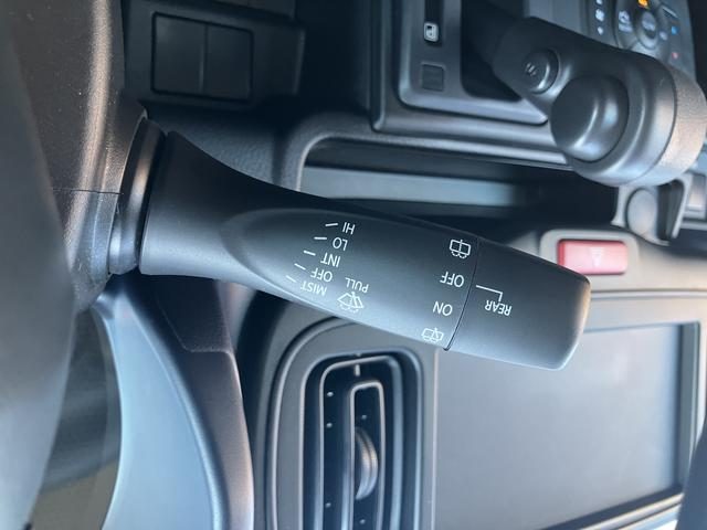 車両画像18