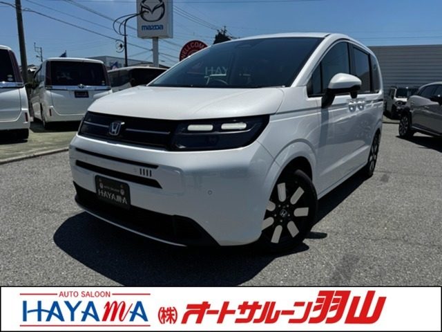 フリード　ｅ：ＨＥＶ　１．５　ｅ：ＨＥＶ　エアー　ＥＸ　両側パ