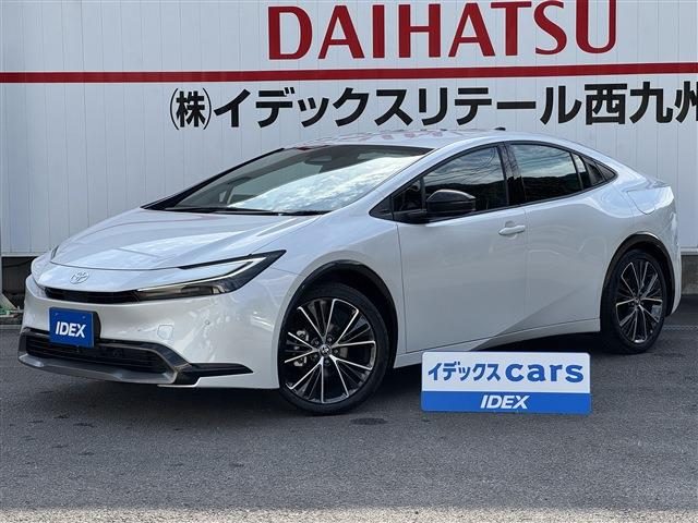プリウス　２．０ Ｚ