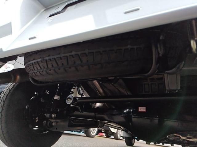 車両画像30