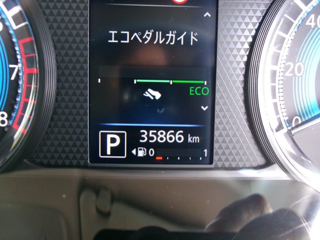 車両画像30