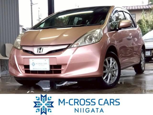 フィット　４ＷＤ　シーズ