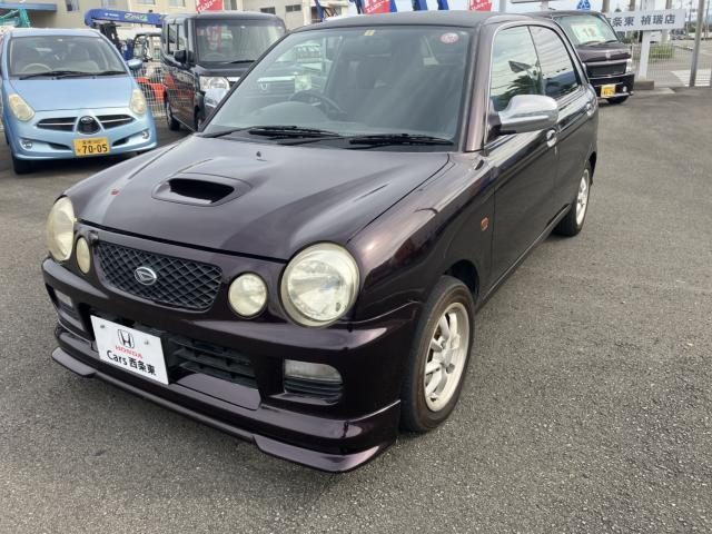 オプティ　セダン　４ＷＤ　エアロダウンビークス