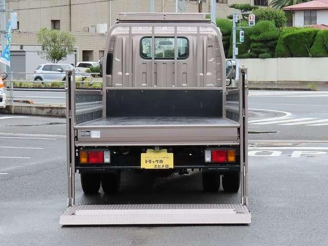 車両画像8