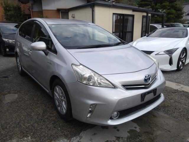 プリウス　アルファ　Ｓ