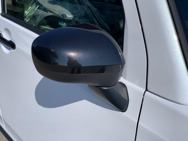 車両画像11