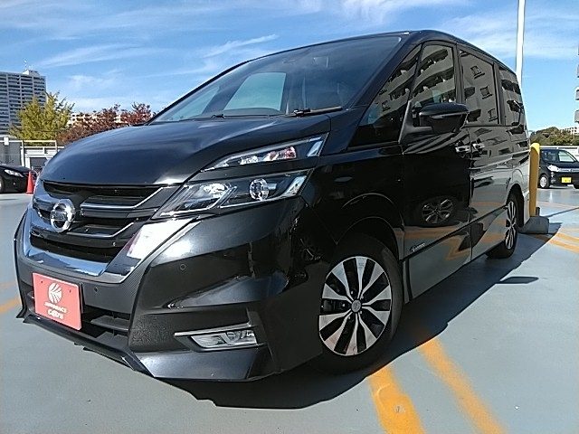 セレナ　Ｓハイブリッド　２０００　ハイウェイスター　Ｖセレクショ