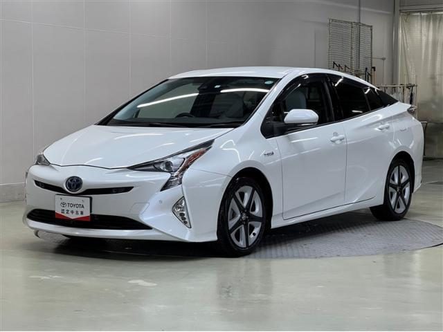 プリウス　Ａ　プレミアム　ツーリングセレクション
