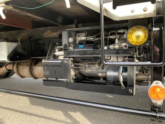 車両画像16