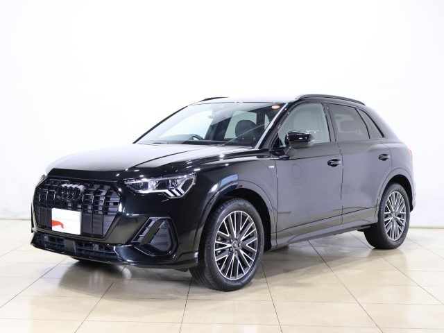 Ｑ３　３５　ＴＤＩ　クワトロ　Ｓライン