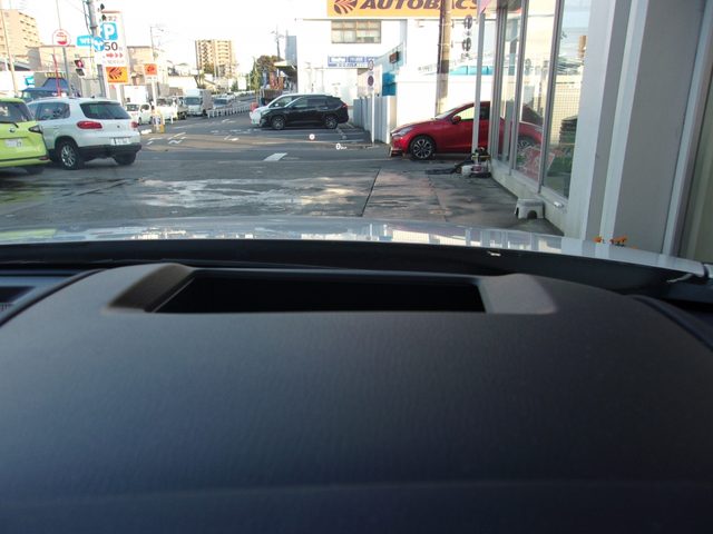 車両画像15