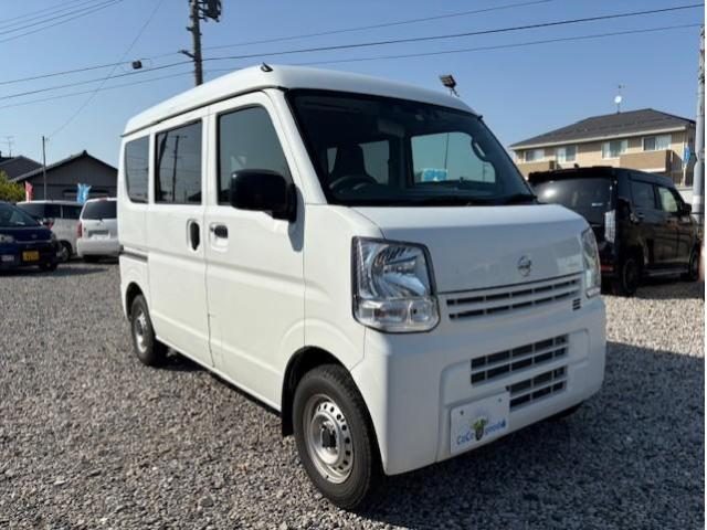 ＮＶ１００クリッパー　４ＷＤ　ＤＸ　セーフティパッケージ　ＨＲ