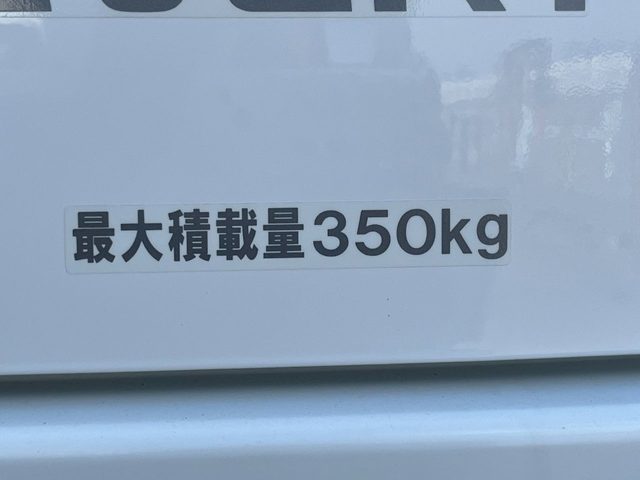 車両画像24