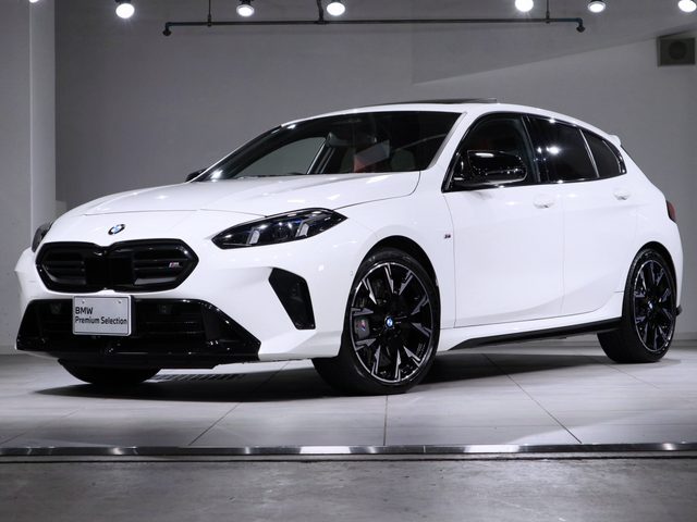 １シリーズ　Ｍ１３５　ｘＤｒｉｖｅ