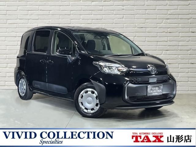 シエンタ　４ＷＤ　ハイブリッドＧ　４ＷＤ　純正８型ディスプ