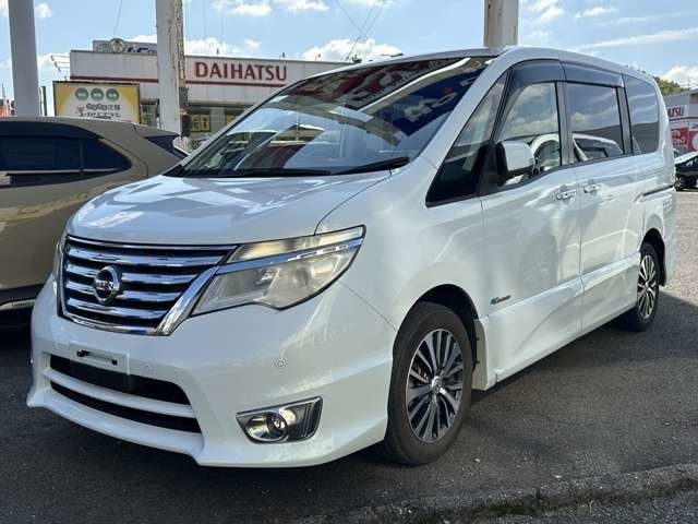 セレナ　２．０　ハイウェイスター　Ｖセレクション