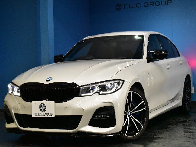 ３シリーズ　セダン　３３０ｉ　Ｍスポーツ