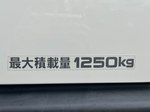 車両画像30