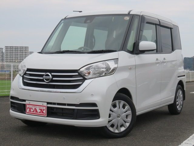 デイズ　ルークス　６６０　Ｘ　・純正ナビＴＶ・ＣＤ・フルセ