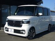 ホンダ Ｎ　ＢＯＸ　カスタム ベースグレード　純正８インチナビ　フルセ