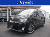 トヨタ ヴォクシー Ｚ