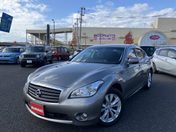 日産 フーガ　４ＷＤ ３７０ＧＴ　ＦＯＵＲ