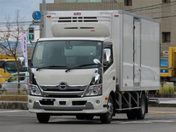 日野自動車 デュトロ ２．９５ｔ　ワイド超ロング　冷蔵・冷凍車