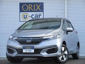 ホンダ フィット　ハイブリッド　４ＷＤ １．５　ハイブリッド　Ｆ　４ＷＤ
