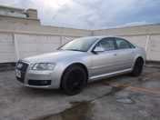 アウディ Ａ８ ４．２　クワトロ