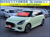スズキ スイフト　４ＷＤ ＨＹＢＲＩＤ　ＭＺ　４ＷＤ