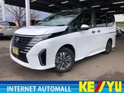 日産 セレナ　４ＷＤ ハイウェイスター　Ｖ