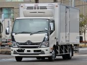 日野自動車 デュトロ ２．９５ｔ　ワイド超ロング　冷蔵・冷凍車