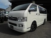 トヨタ ハイエースバン　２ＷＤ スーパーＧＬ　ロング