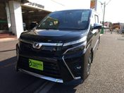 トヨタ ヴォクシー ＺＳキラメキ２