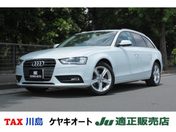 アウディ Ａ４　アバント ２．０　ＴＦＳＩ　／黒革／ナビ／Ｂカメラ