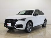 アウディ Ｑ５ ４０　ＴＤＩ　クワトロ　スポーツ