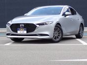 マツダ ＭＡＺＤＡ３　セダン １５Ｃ