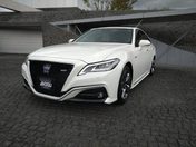 トヨタ クラウン　セダン　ハイブリッド ＲＳアドバンス　メーカーナビ・白黒革エア