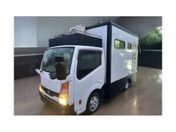 日産 アトラス キャンピングカー