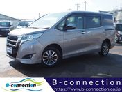 トヨタ エスクァイア　４ＷＤ Ｇｉ　プレミアムパッケージ