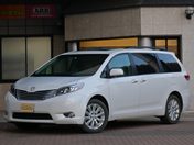 輸入　トヨタ シエナ　４ＷＤ リミテッド