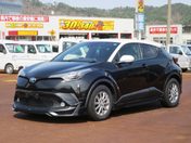 トヨタ Ｃ－ＨＲ Ｇ　ハイブリッド　ナビ　衝突安全　ＥＴＣ