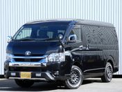 トヨタ ハイエースバン　４ＷＤ ワイドスーパＧＬダークプライムＬミドルＲ
