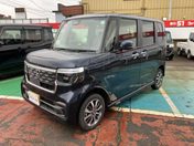 ホンダ Ｎ　ＢＯＸ　カスタム　４ＷＤ ベースグレード